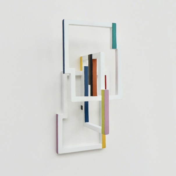 PP Structasol 2023 - acrylique, bois - 43,5 x 20 x 16 cm - © photo : Virginia Torres