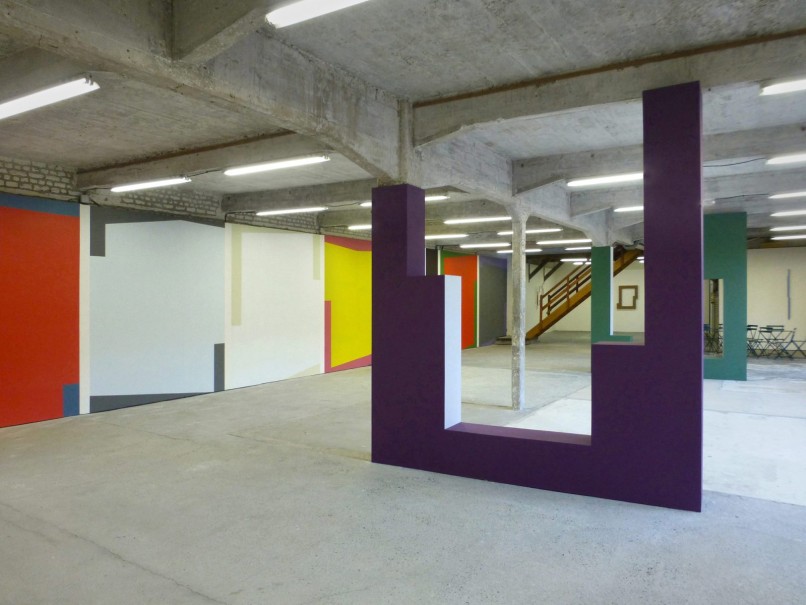 2014 - acrylique, bois (L’ H du Siège, Valenciennes) - © photo : Philippe Betrancourt
