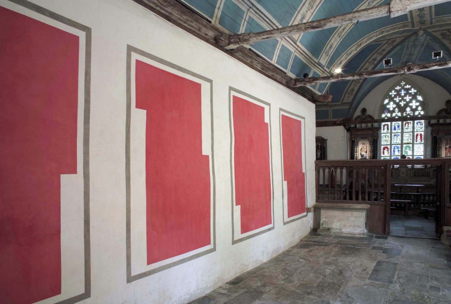 2004/2010 - mural chaux aérienne - vue coeur - (Art dans les chapelles, Pontivy Fr) - © photo : François Talairach