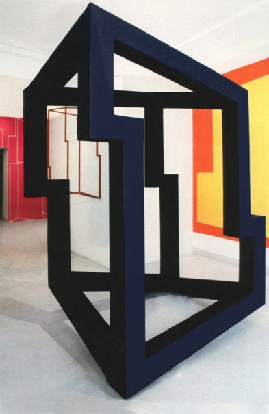 2002 - acrylique, acier, métacrylate, bois (Galerie Pixi Paris) - © photo : Virginia Torres