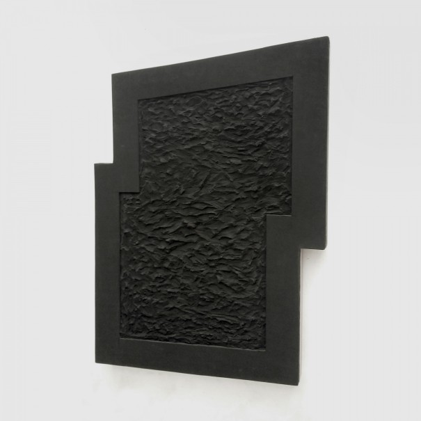 PP Biaisé 1999/2015 - mousse latex, acrylique, bois - 122 x 89,5 x 11,5 cm - © photo : Virginia Torres