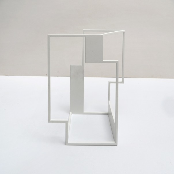 PVÉ 2020 7 - époxy sur acier - 24 x 20 x 13,5 cm