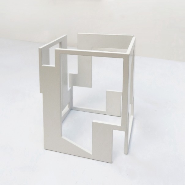 PVÉ 2020 - structure époxy-sur-acier - 18,5 x 13,5 x 13,5 cm